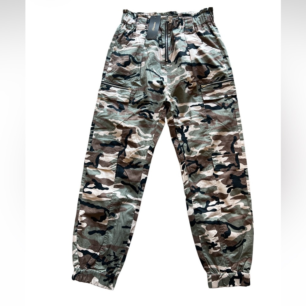 Shinestar Camo Cargo Jogger Pants L‎ NWT